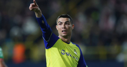 Không phải Ngoại hạng Anh, Ronaldo cập bến đại gia nước Đức