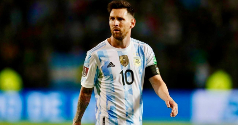 Messi <b>bị gạch tên khỏi danh sách tập trung Argentina</b> đá vòng loại World Cup
