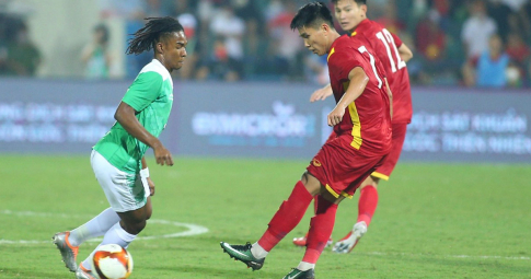 ’Ronaldo xứ Vạn Đảo’ tự tin cùng đội nhà vượt U19 Việt Nam