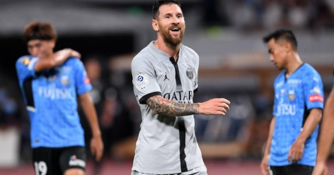 Messi xịn khiến Messi Thái ’tắt điện’, PSG thắng nhẹ trên đất Nhật Bản