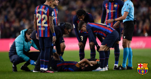 Barca lại đón thêm tổn thất cực lớn trước cuộc đại chiến với Man United