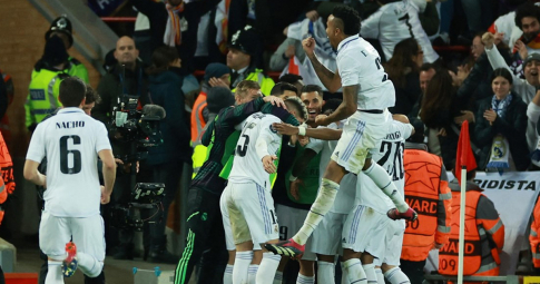 Kết quả Champions League 22/2: Ngược dòng không tưởng, Real Madrid đặt một chân vào Tứ kết