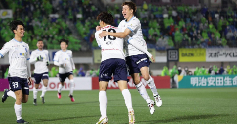Công Phượng tiếp tục vắng mặt, Yokohama FC cầm hòa đội đầu bảng