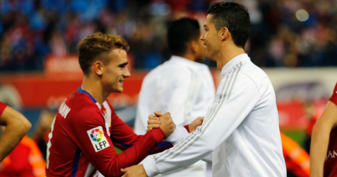 Khó lòng ngồi yên, Al Nassr mở đàm phán đưa bom xịt Barca về làm đối tác Ronaldo