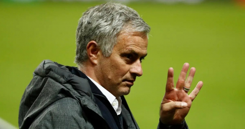 Mourinho mạnh miệng tuyên bố 4 đội vào tứ kết Europa League nên về nhà