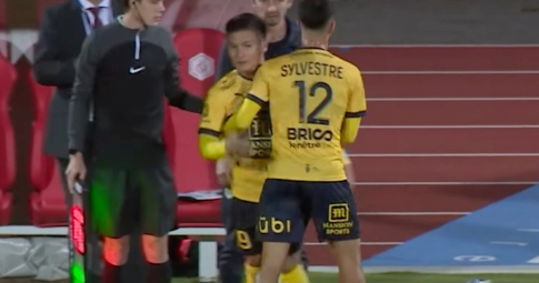 Quang Hải vào sân cuối trận, Pau FC ca khúc khải hoàn trên sân khách