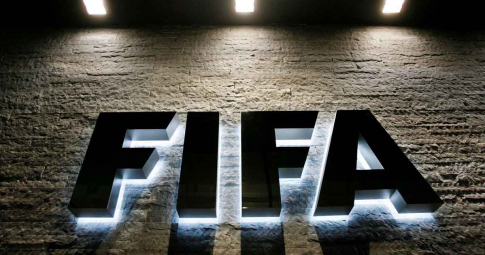 FIFA công bố quy định mới khiến <b>Chelsea khốn đốn</b>