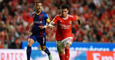 Man United tranh mua nhà kiến thiết của Benfica với Liverpool, Barca