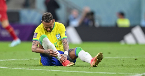 HLV Tite hé lộ tình hình chấn thương của Neymar